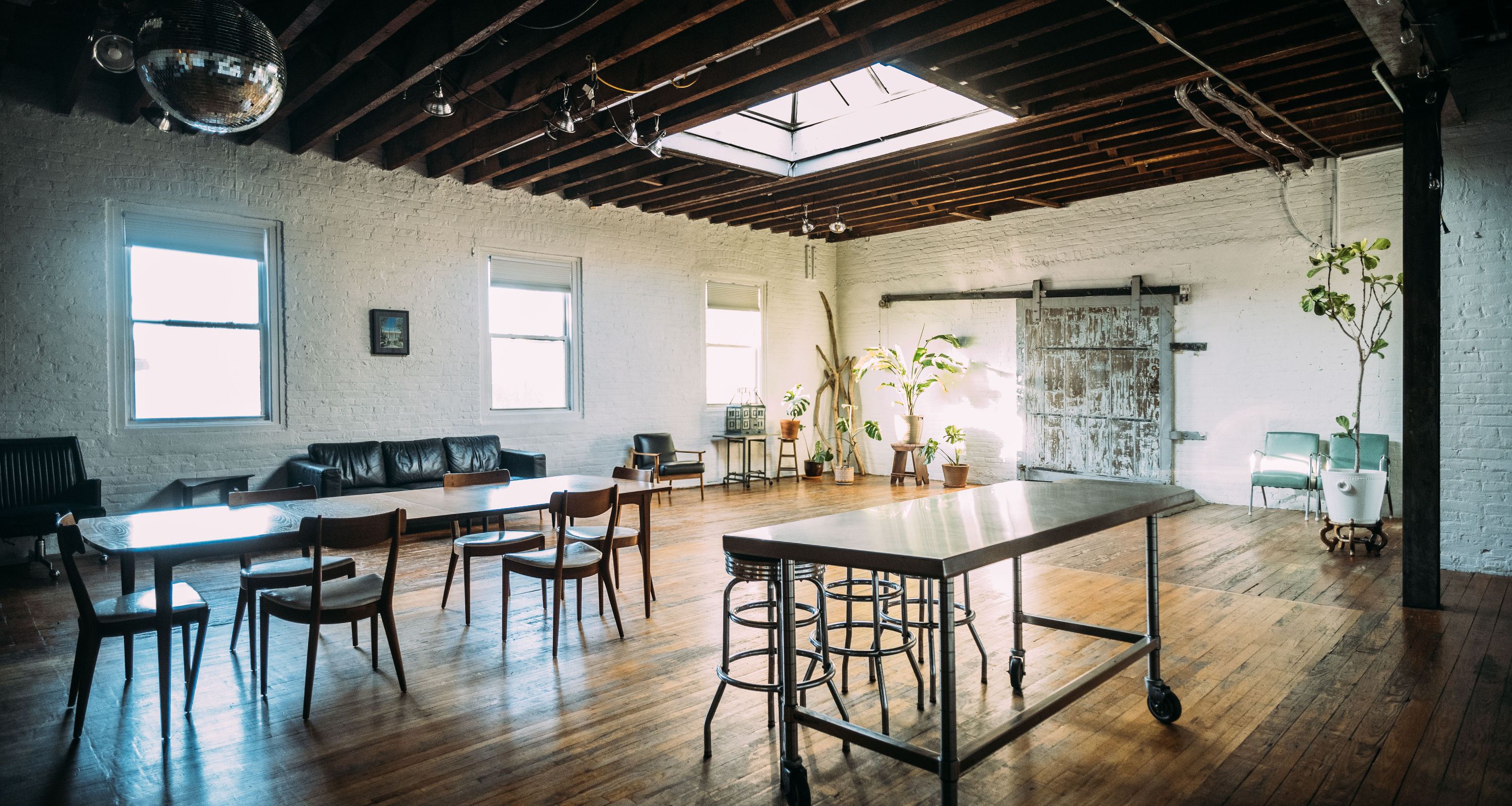 Classic Williamsburg Skylight Loft — event space in East Williamsburg