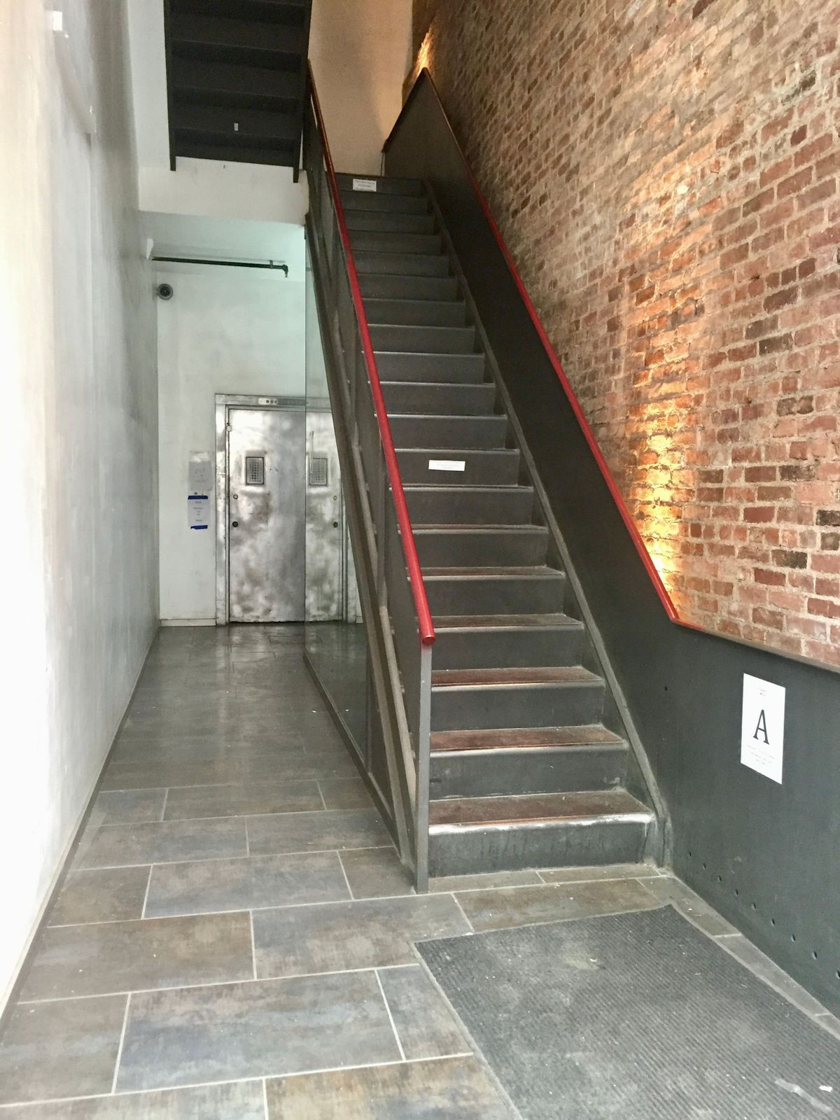 2nd floor loft space in the heart of SOHO, photo 5 of 14