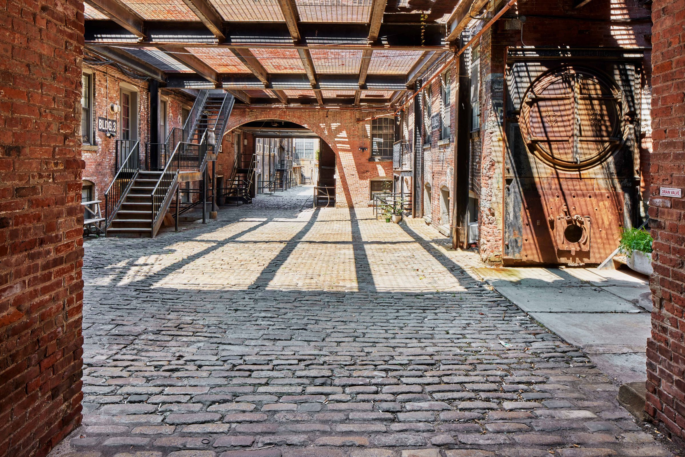 Greenpoint, Brooklyn Warehouse on the Waterfront — event space in Greenpoint
