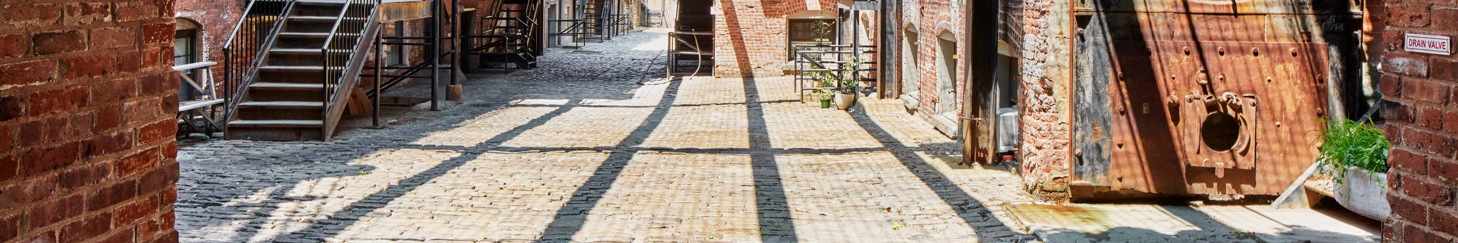 Greenpoint, Brooklyn Warehouse on the Waterfront — event space in Greenpoint