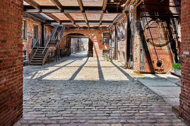 Greenpoint, Brooklyn Warehouse on the Waterfront — event space in Greenpoint