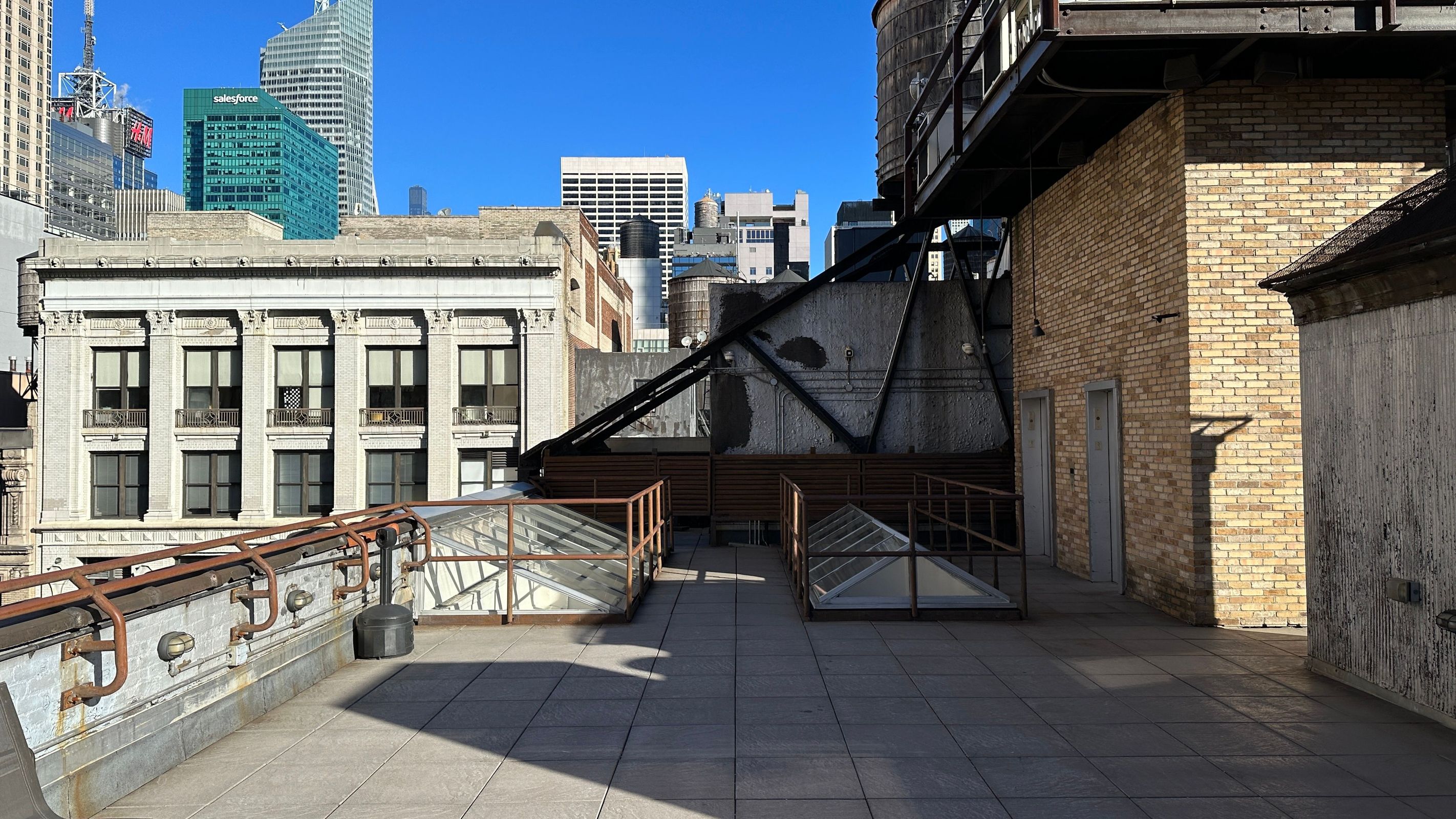 Midtown Loft Rooftop, photo 5 of 22