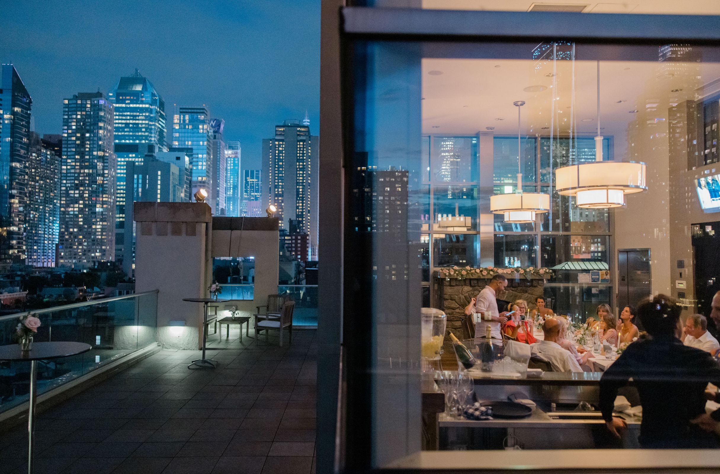 Luxury Midtown Penthouse with Stunning Skyline Views, photo 4 of 14