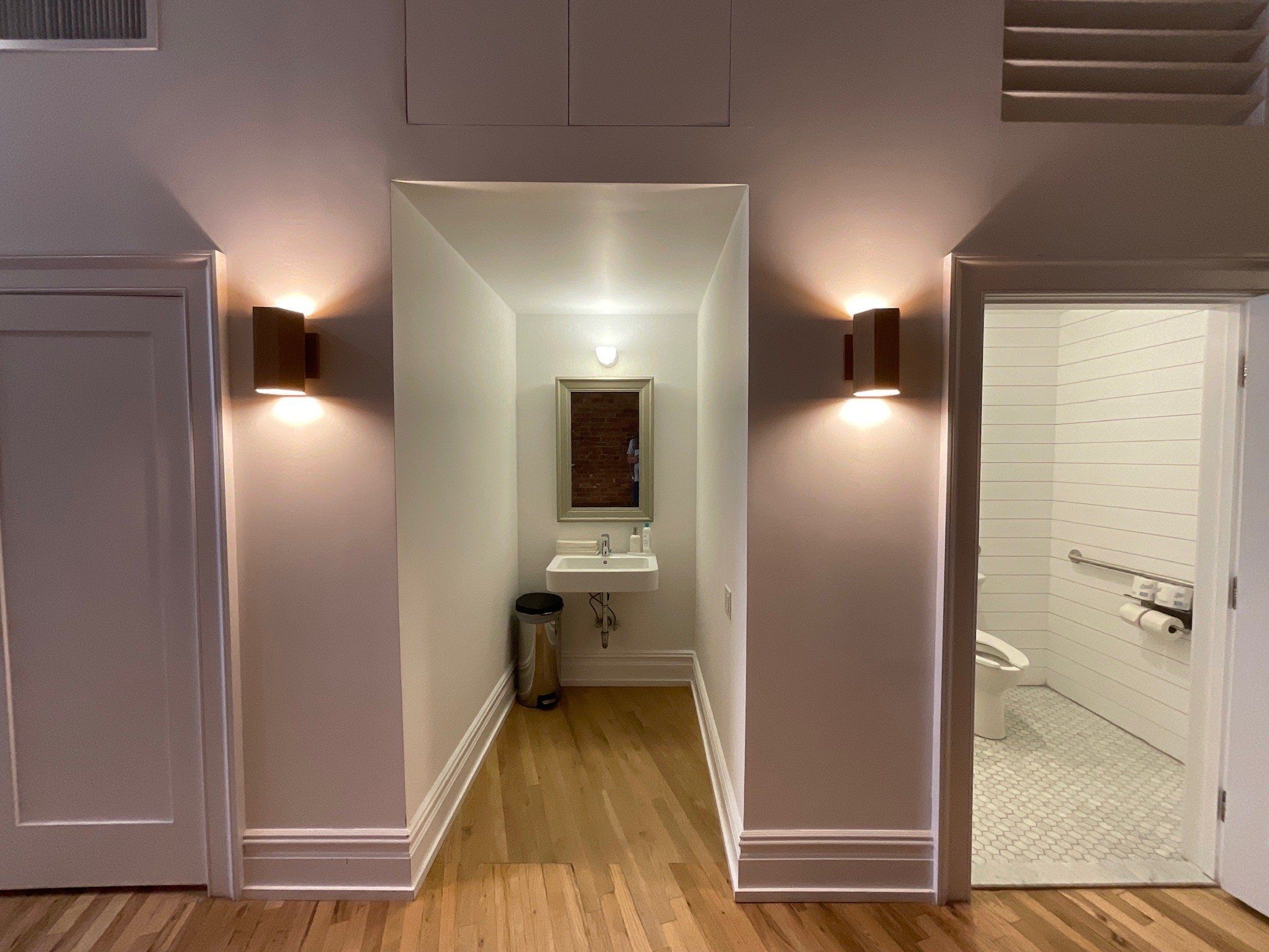 Flatiron Open-Kitchen Loft, photo 2 of 11