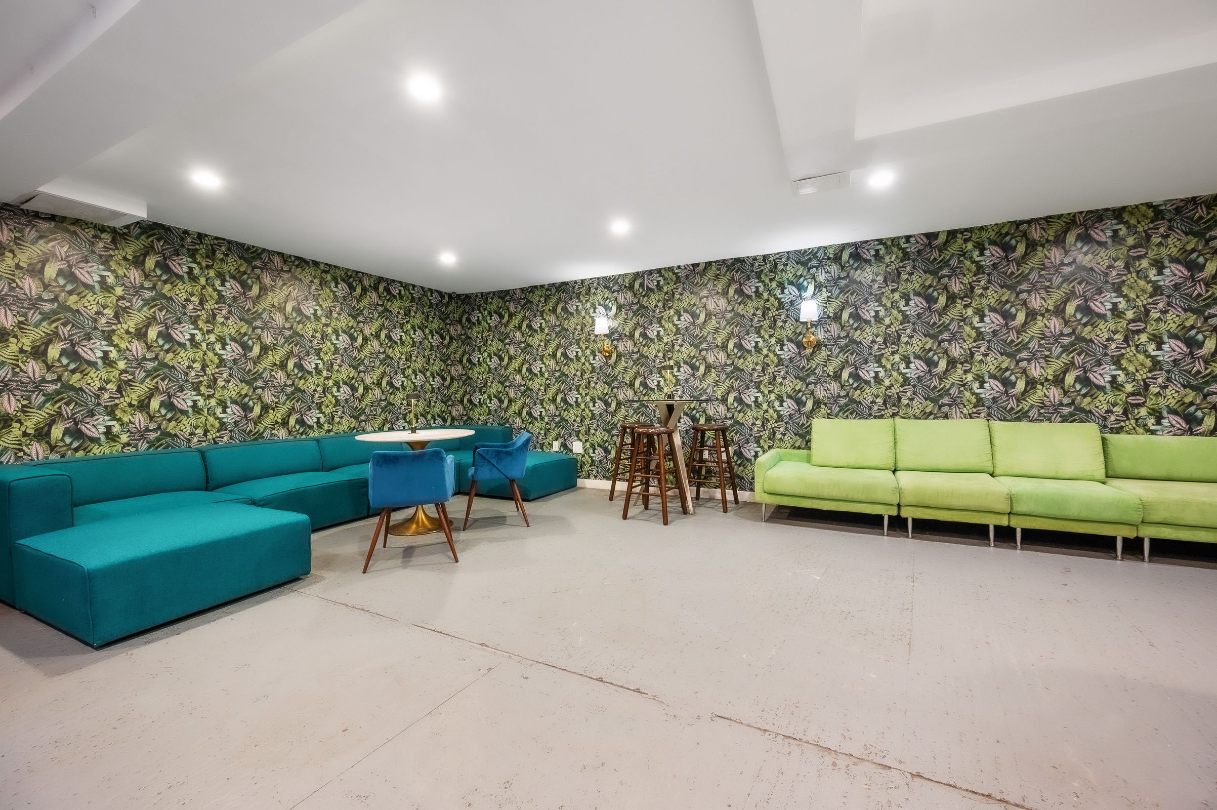 Intimate, Private Luxe Gallery Venue, photo 4 of 15