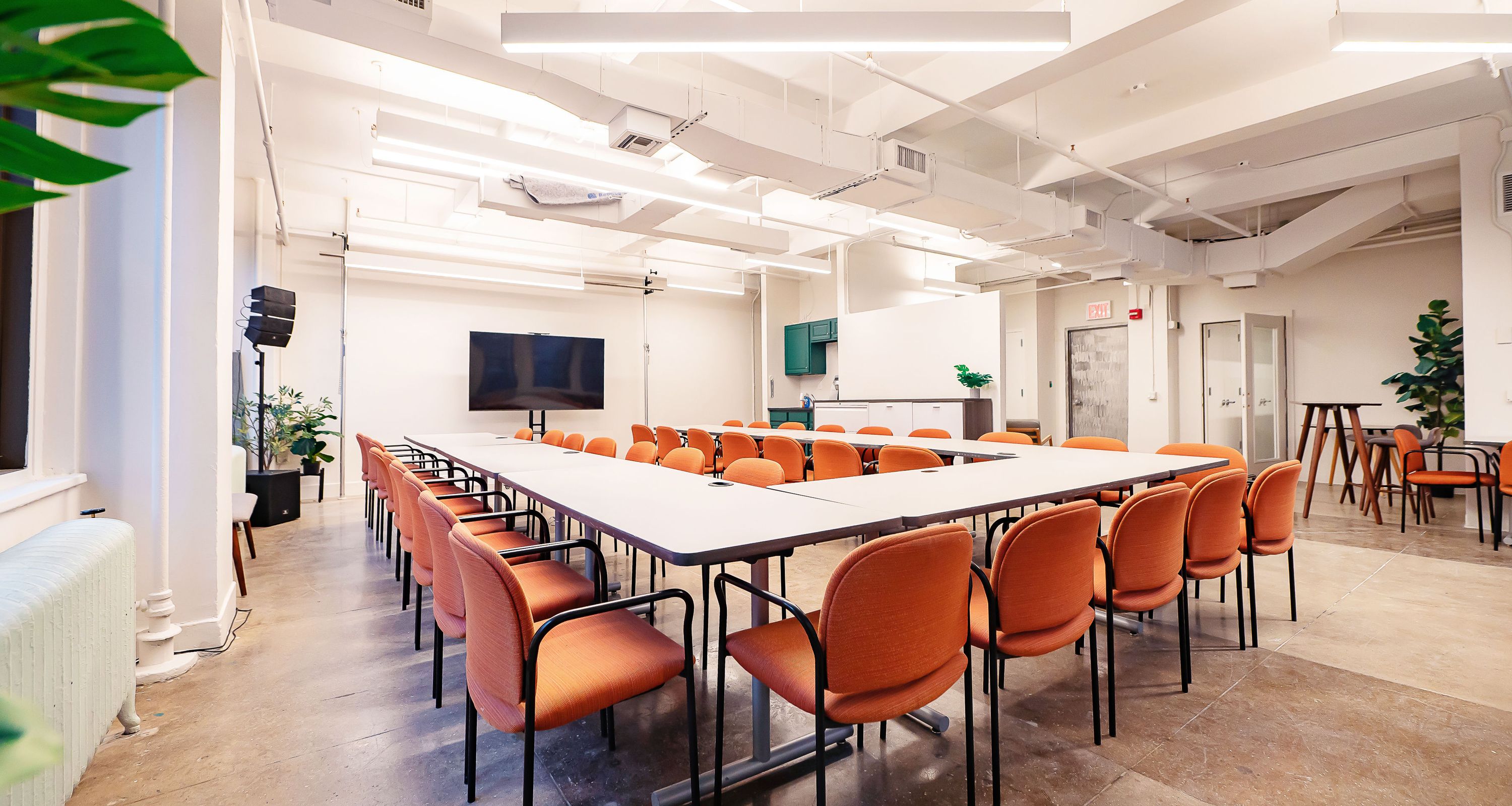 Lofts in Garment District — space