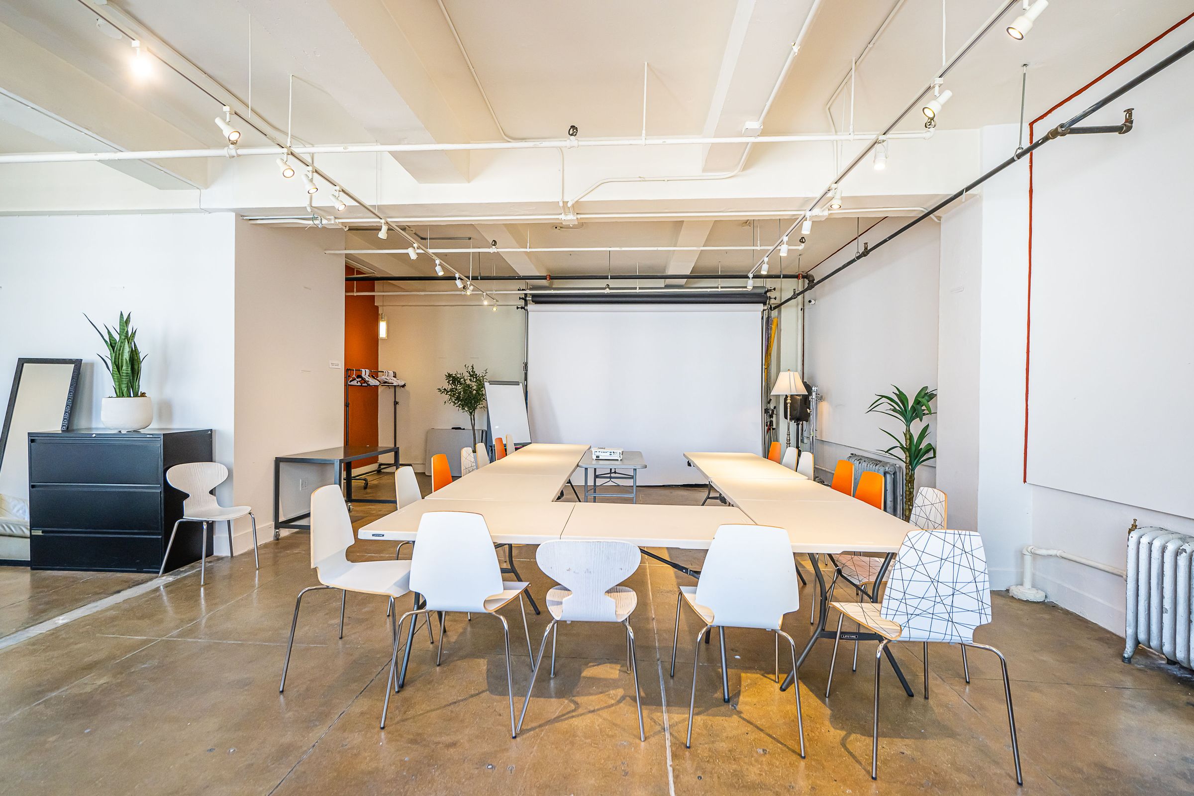 Fantastic Midtown Flex Space with skyline views, Suite 1418, photo 3 of 15