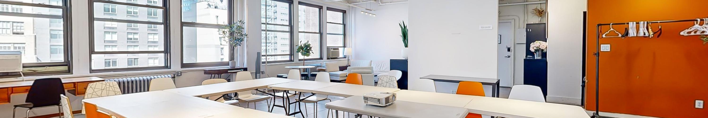 Fantastic Midtown Flex Space with skyline views, Suite 1418 — event space in Garment District