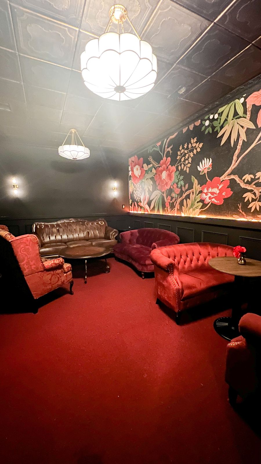 Luxurious Speakeasy Lounge in Midtown East, photo 4 of 5