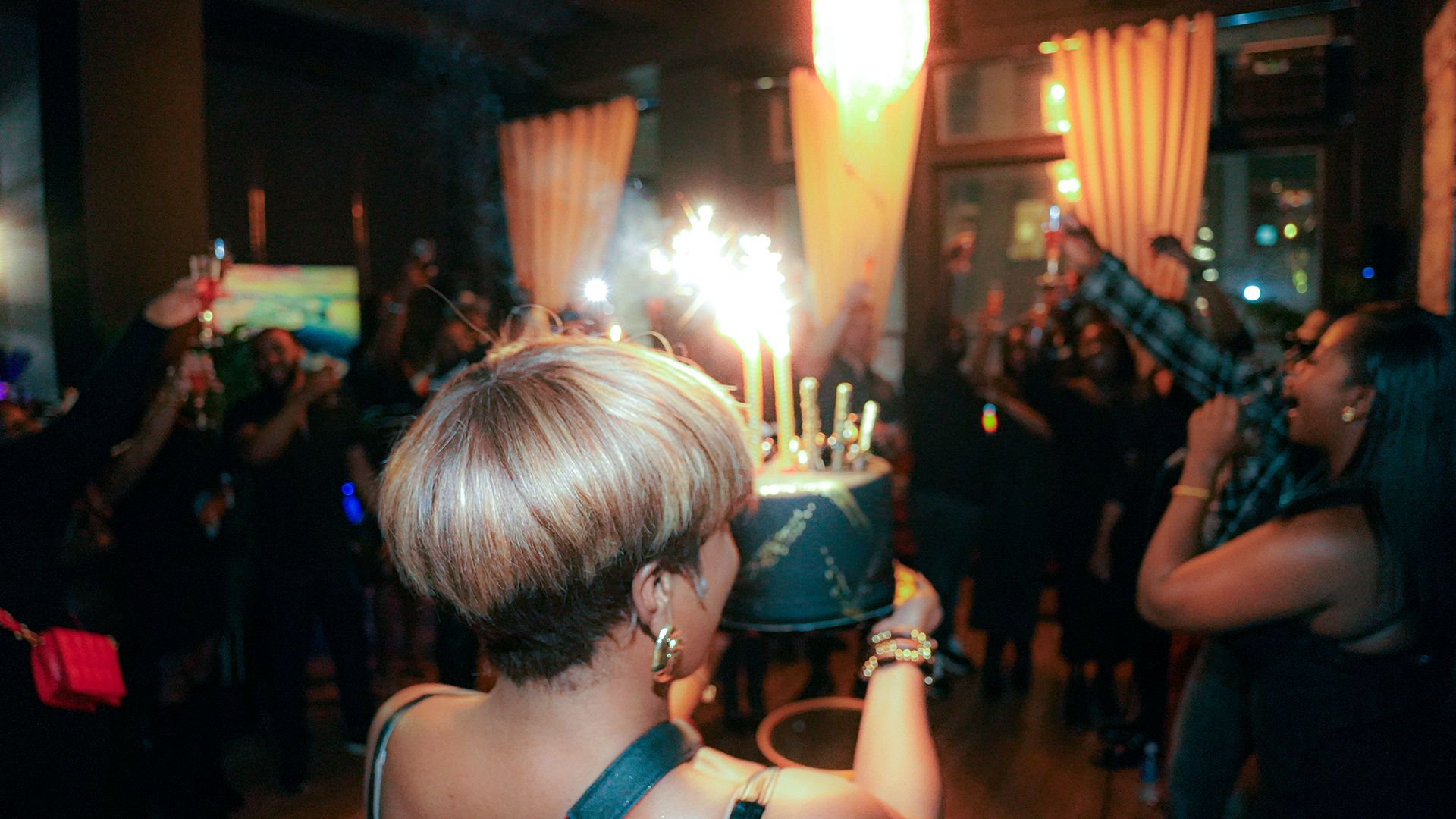 Midtown Luxe Venue for Your Intimate Events W/ BYOB, photo 5 of 30