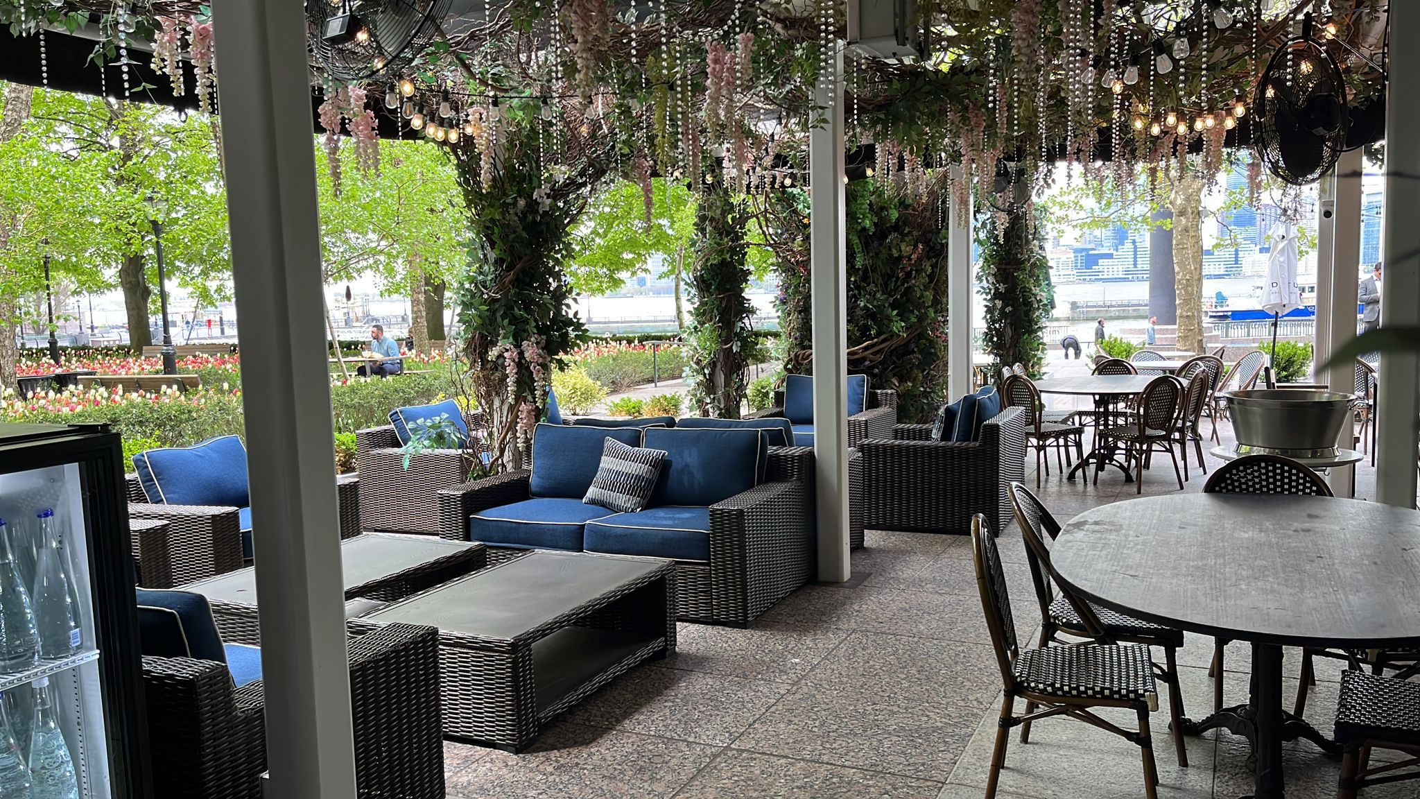30,000 sqft Restaurant, Cafe, and Bar with Amazing Waterfront Views., photo 3 of 22
