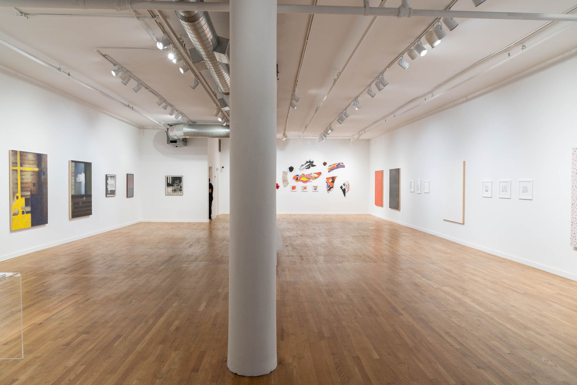 Sunny and Spacious Downtown Art Gallery, photo 2 of 8