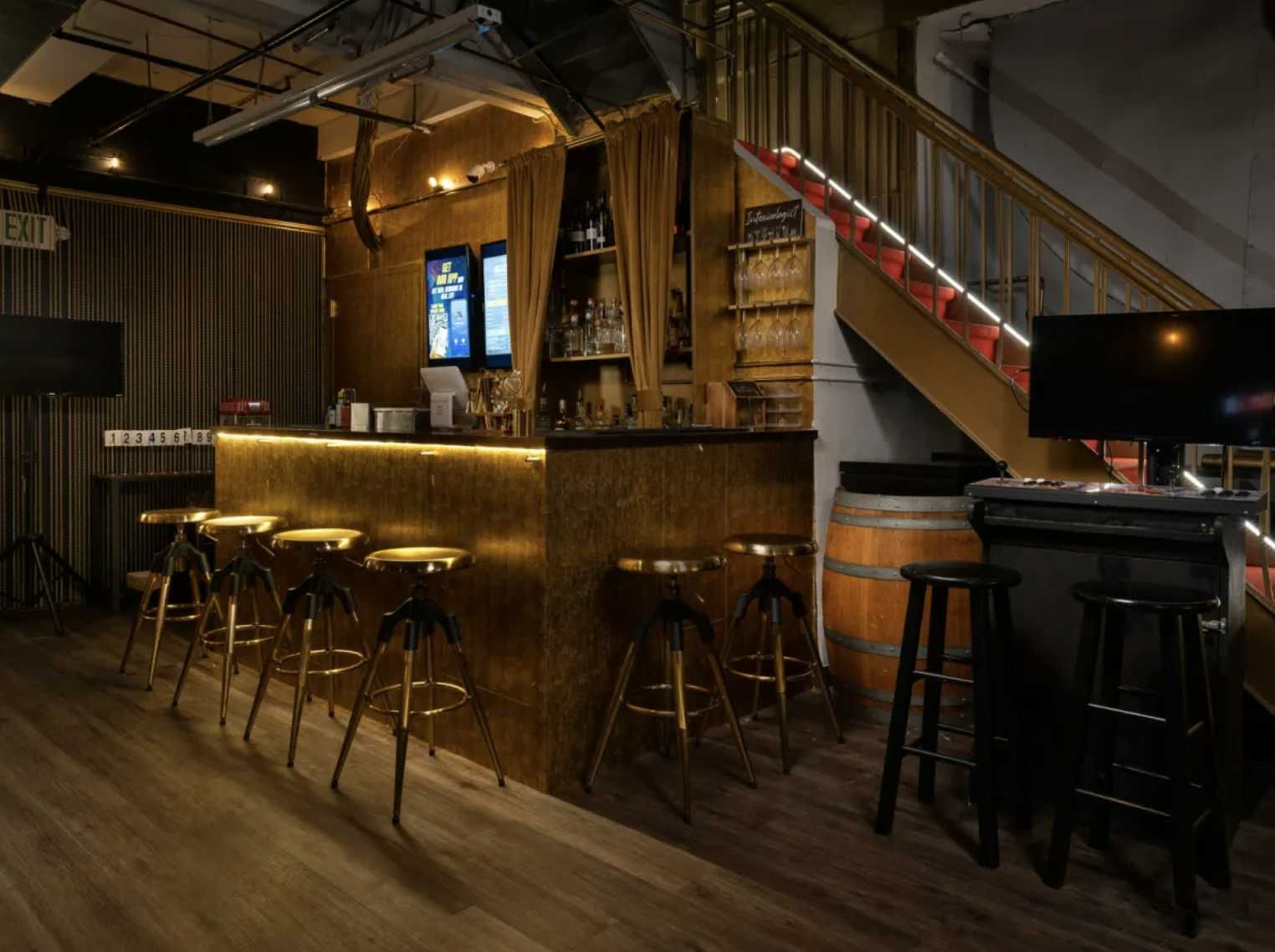 Swanky Speakeasy Bar & Lounge, photo 2 of 5