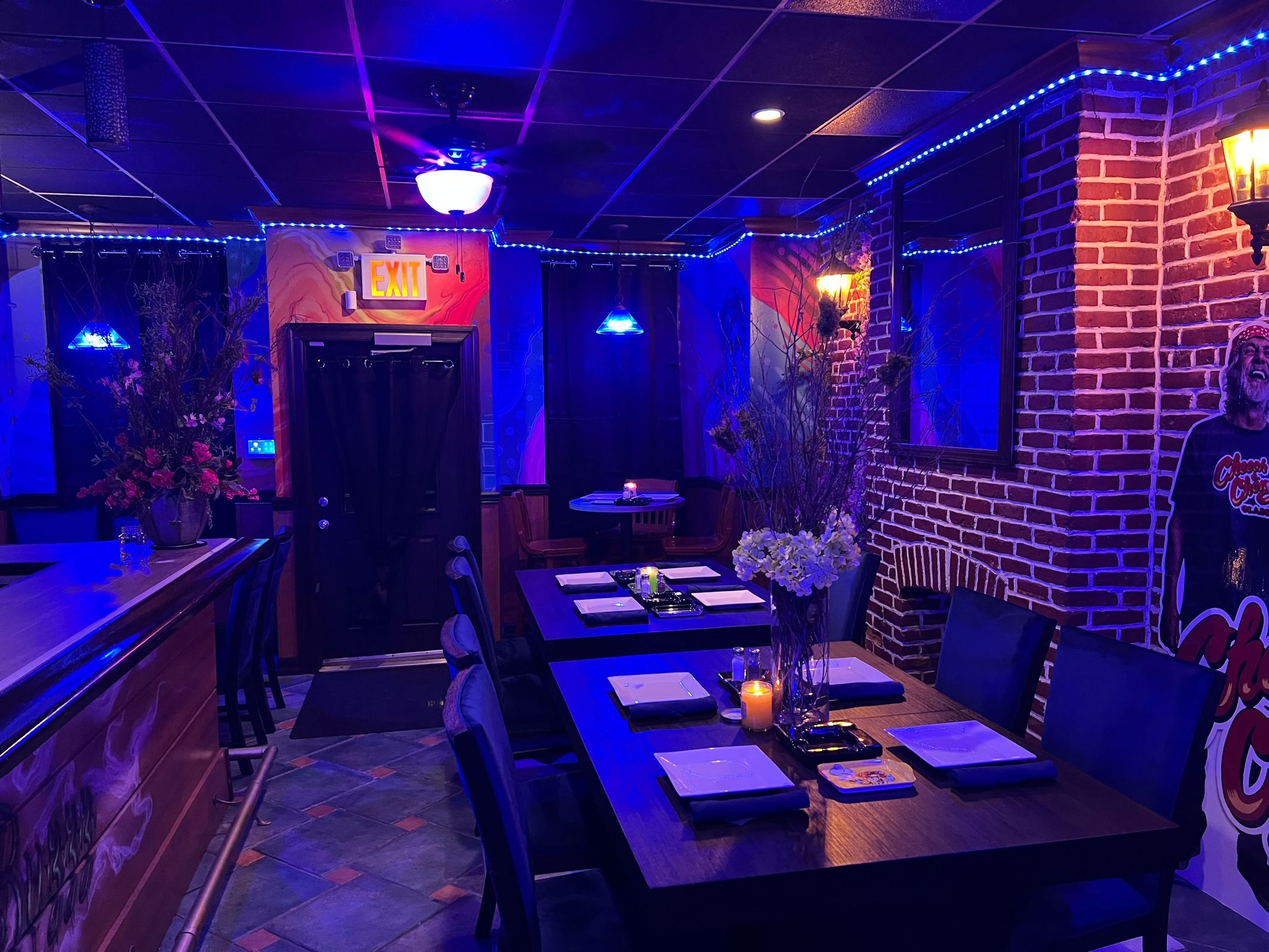 Brooklyn Buzzz Lounge, photo 5 of 6