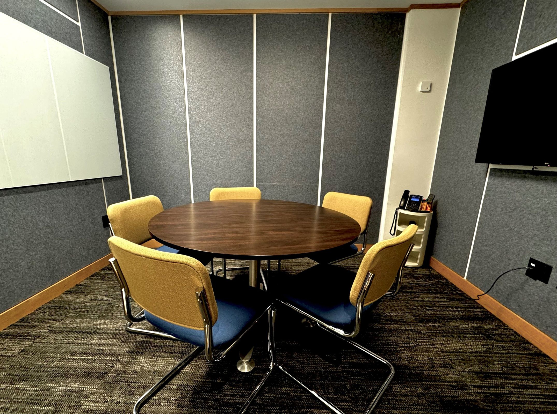 Corporate Party Venue - open office lounge setting - open ceilings, cafe, lounge & seating in Midtown East, photo 3 of 6