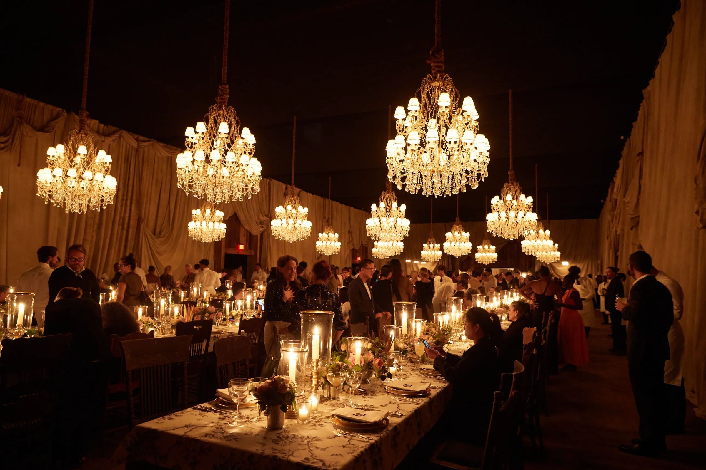 105,000 sqft flexible venue in the heart of Brooklyn with high ceilings, city sky line backdrop and the ability to arrive by river, photo 2 of 15