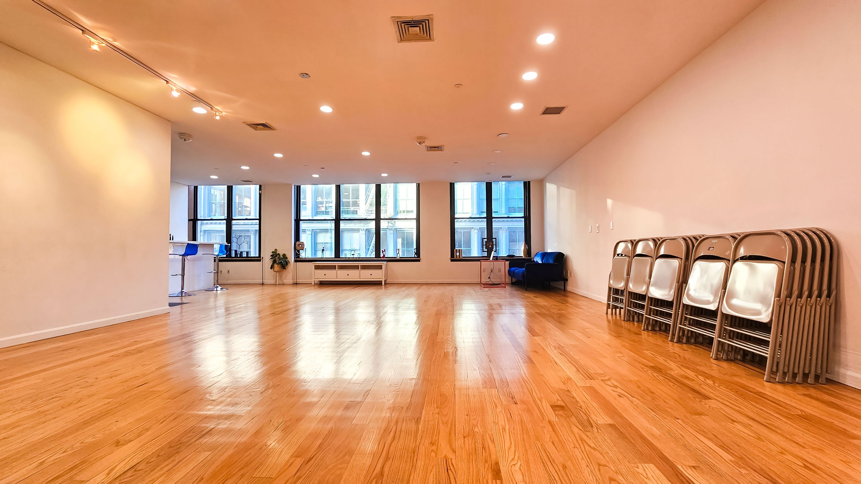 Entire loft floor in SOHO with 2 extra rooms! — event space in SoHo