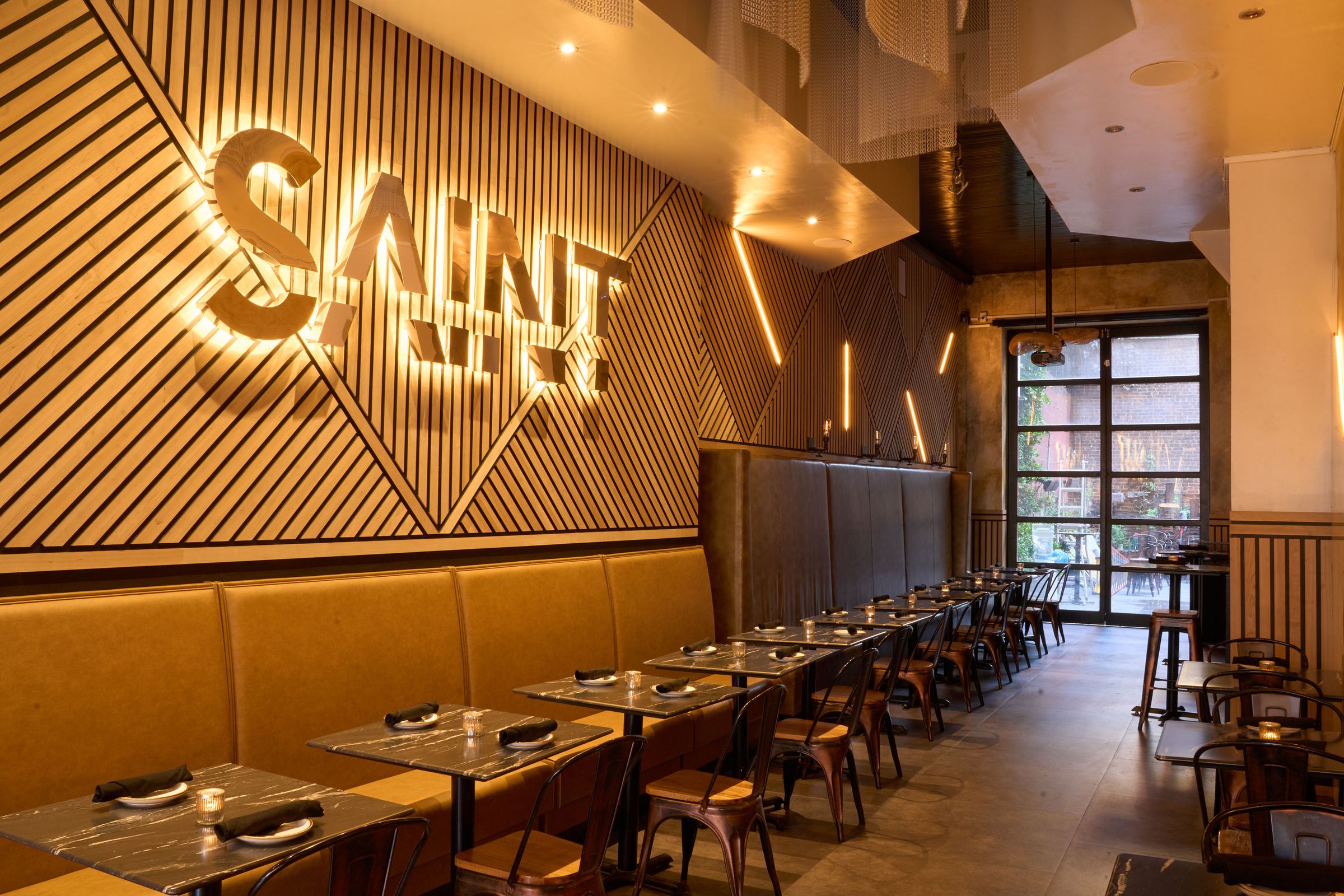 SAINT Resto Lounge - Hells Kitchen, photo 3 of 8