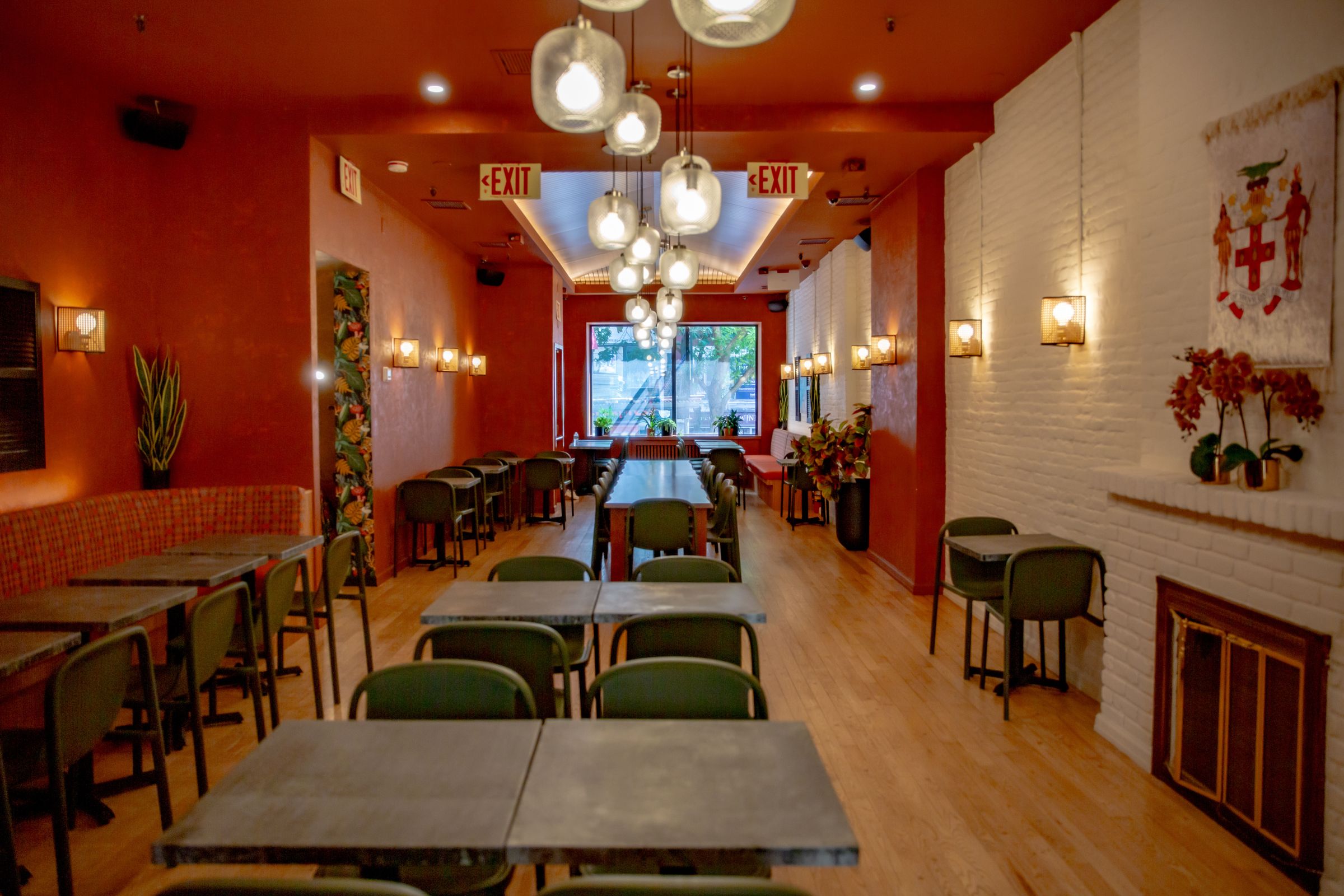 🎇 Welcome to NYC’s Ultimate Midtown Townhouse & Restaurant Experience! 🎉, photo 5 of 17