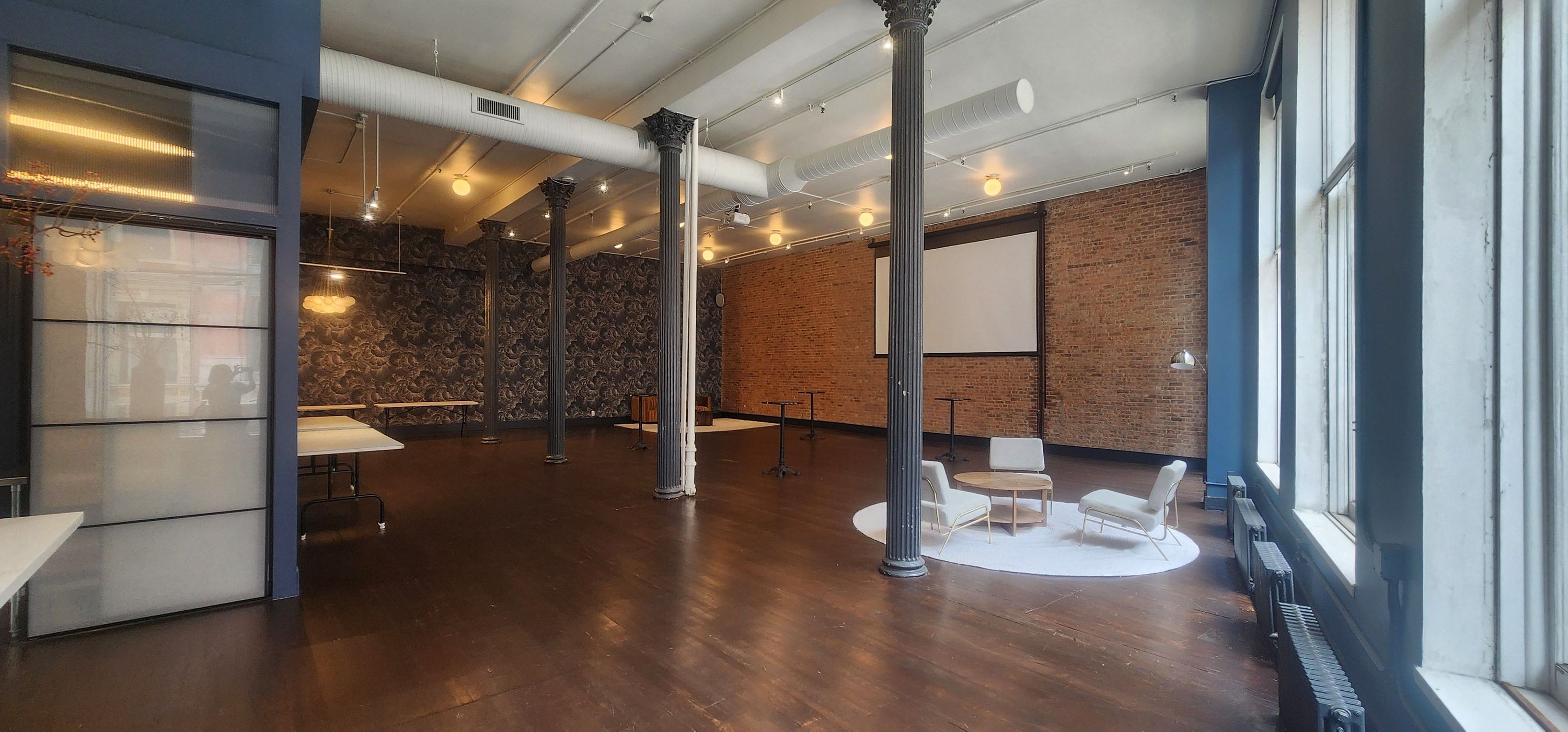 Spacious Studio 1 + 2 Combined, photo 2 of 11