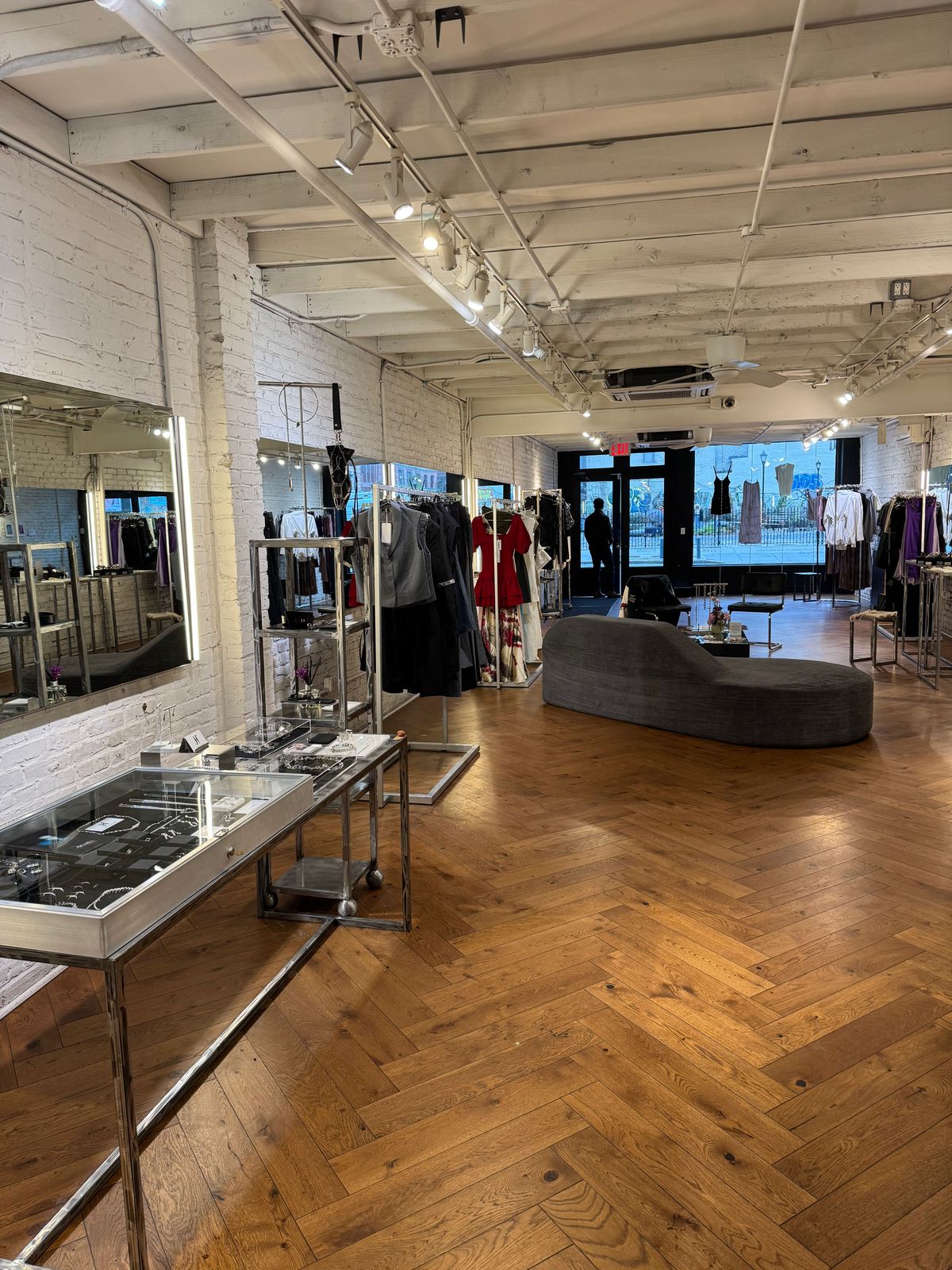 Spacious SoHo Pop-Up Space – Prime Location for Retail & Events, photo 3 of 9