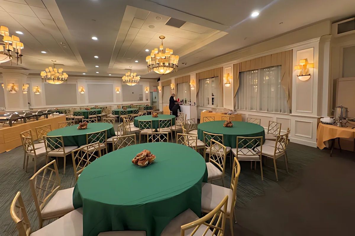 Park East Synagogue - Brooks Ballroom, photo 3 of 4