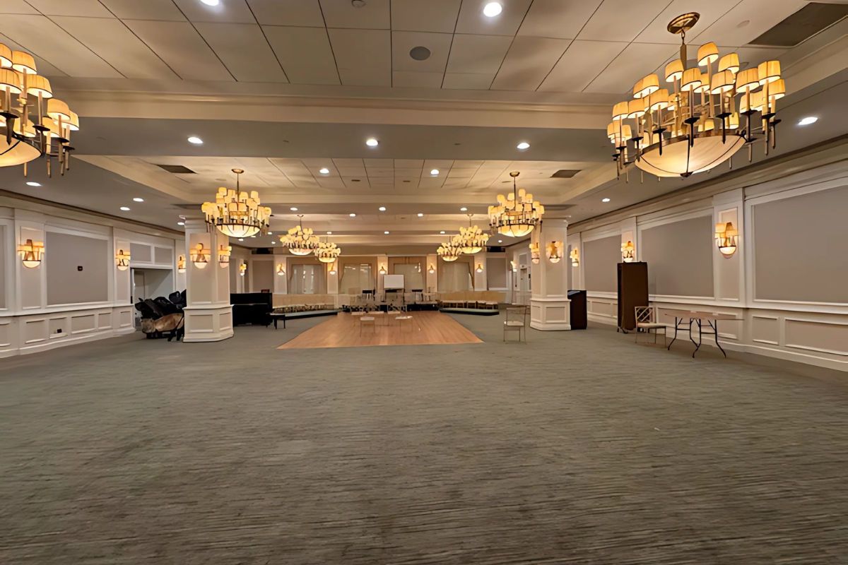 Park East Synagogue - Brooks Ballroom — event space in Lenox Hill