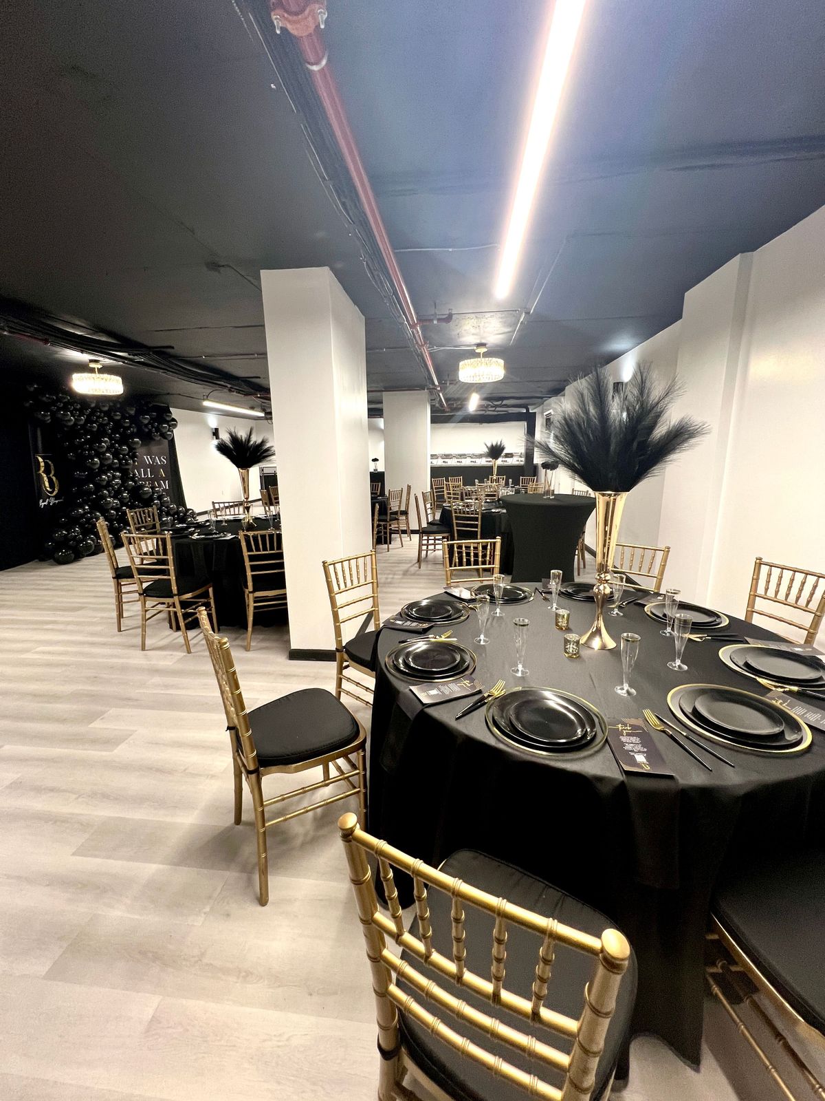 Stylish Brooklyn Venue with Luxe Decor & All-Inclusive Setup for Seamless Celebrations, photo 4 of 13