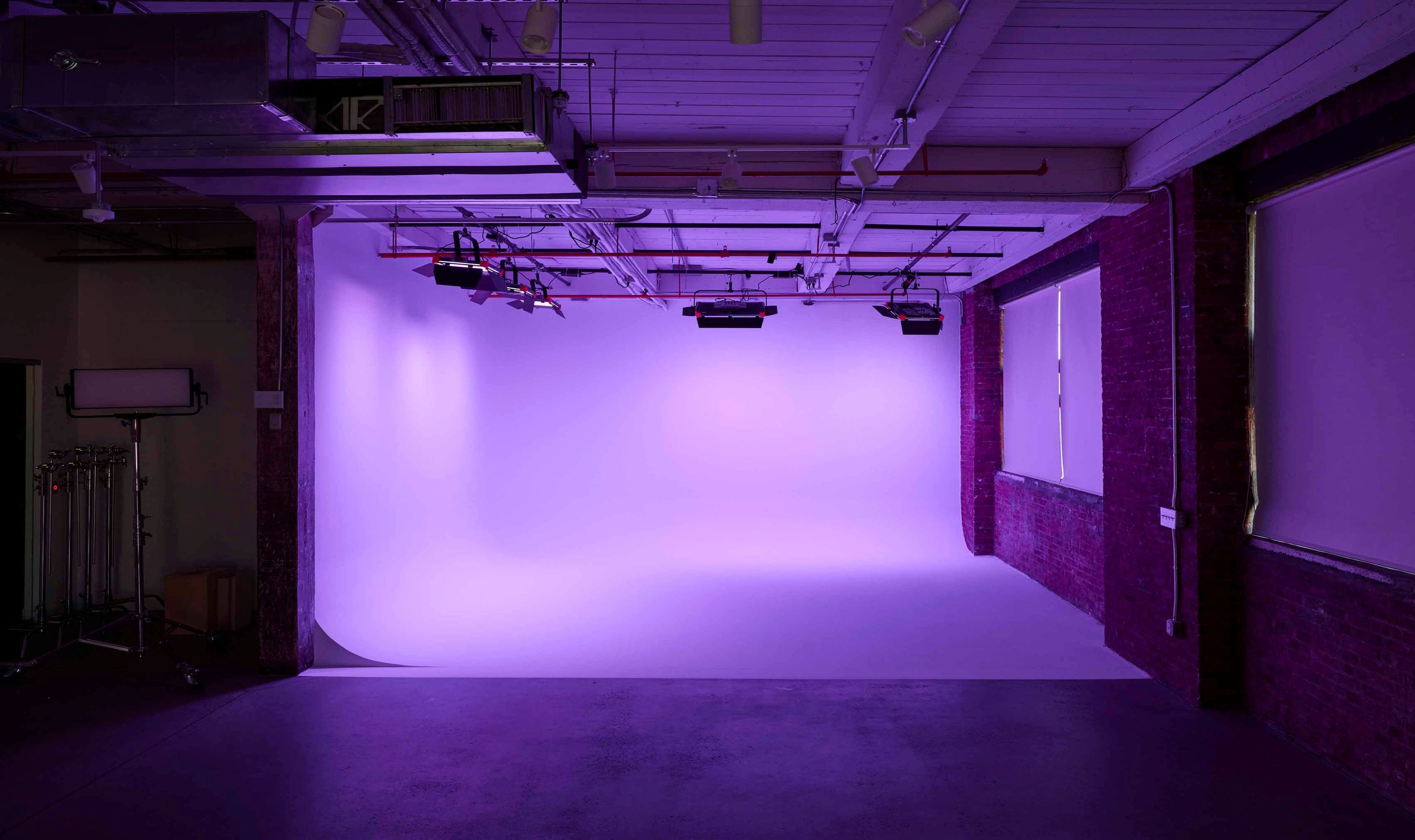Flexible Studio Space with Two Cycloramas in Greenpoint, Brooklyn, photo 5 of 14
