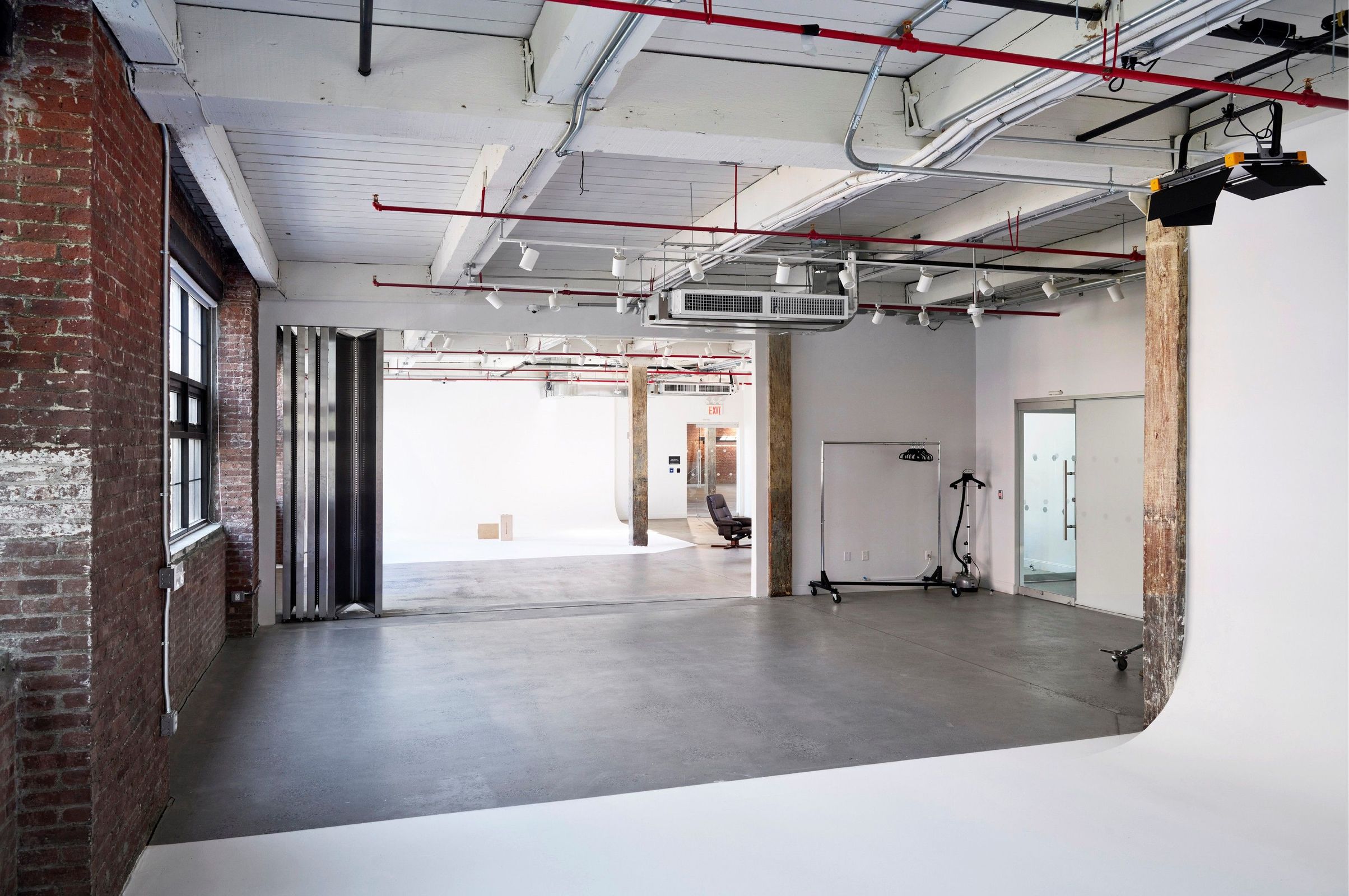 Flexible Studio Space with Two Cycloramas in Greenpoint, Brooklyn, photo 2 of 14