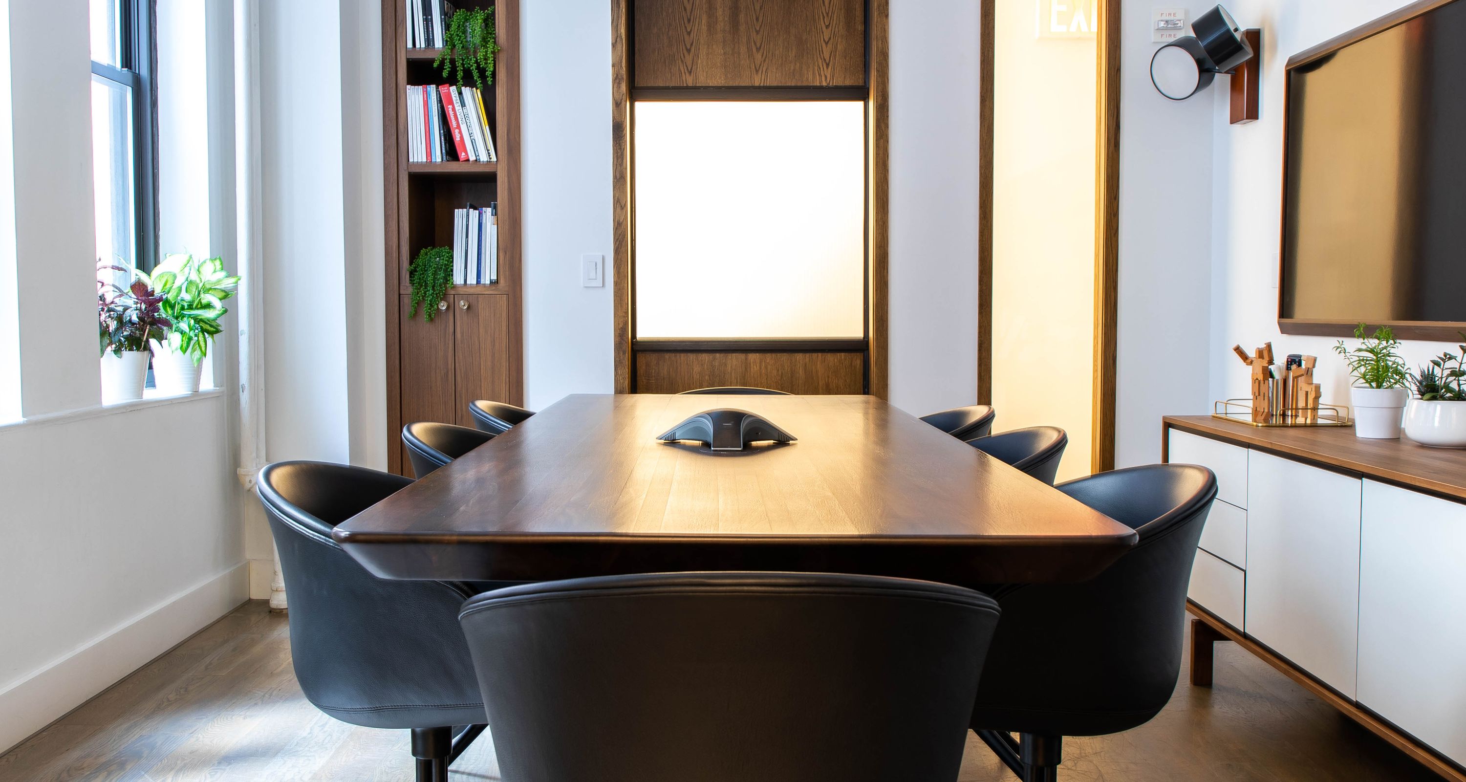 Meeting Room Park South — event space in Koreatown