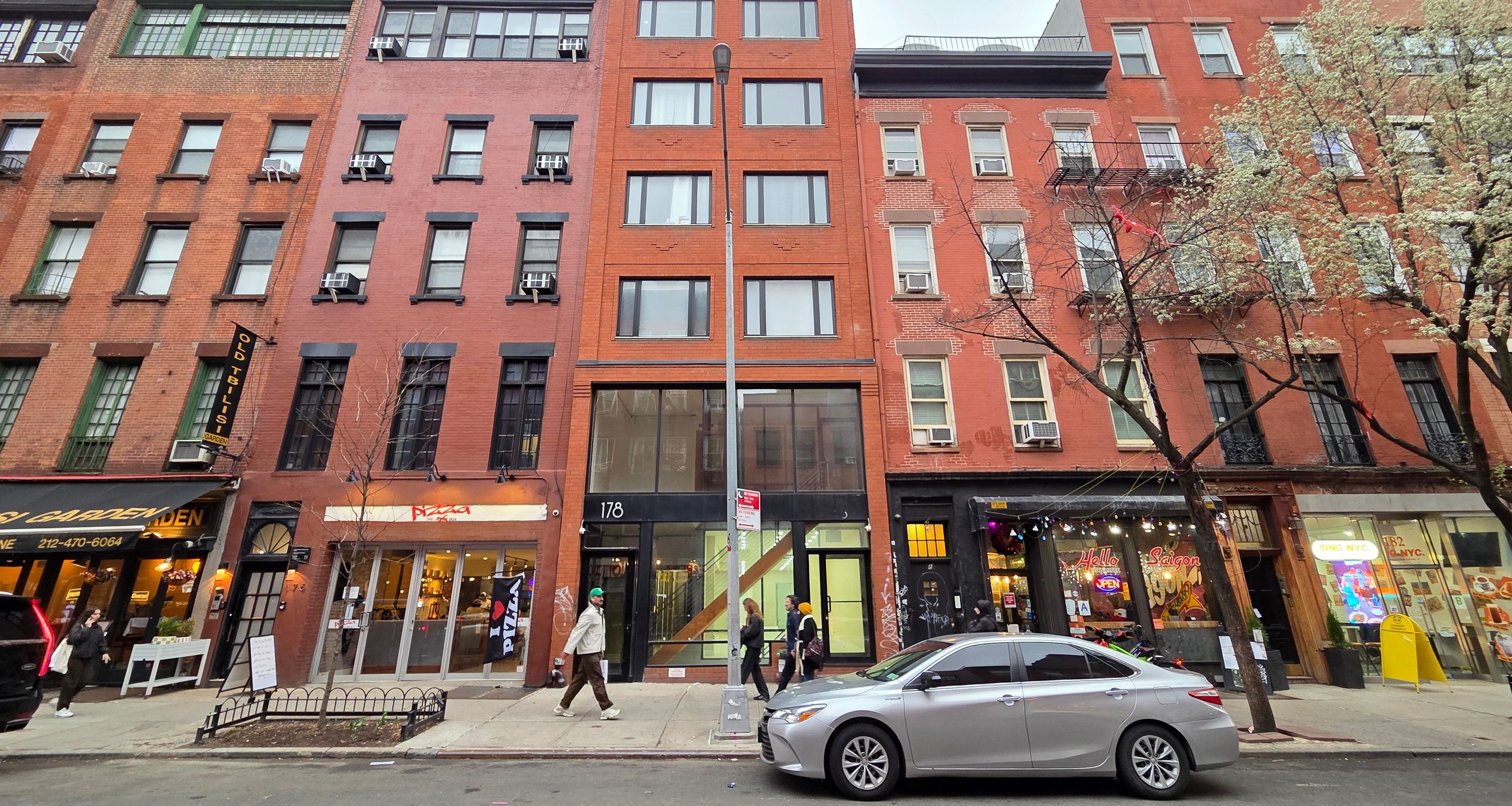 Retail & Pop-Up Spaces for Rent in NYC — space