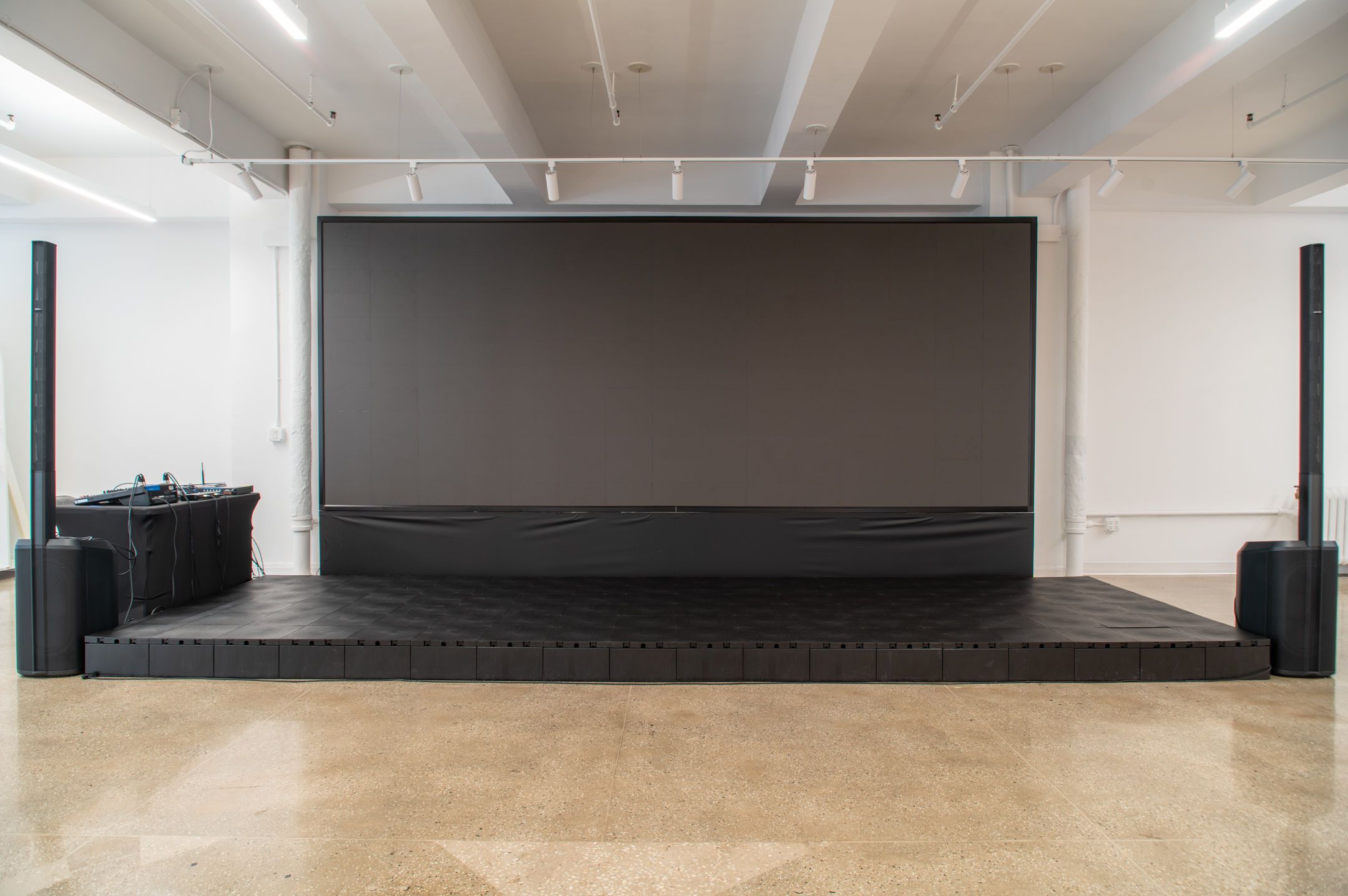 Bright Midtown Event & Content Studio Near Penn Station, photo 2 of 24
