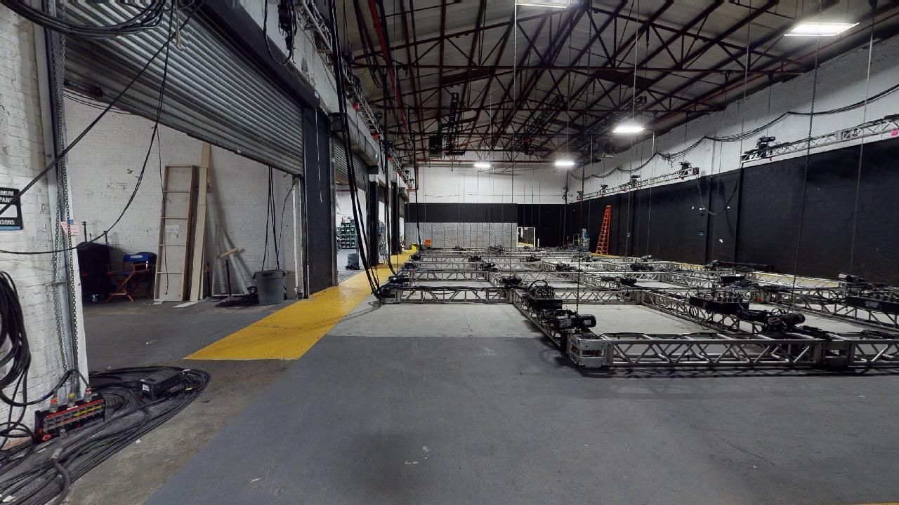 Sunset park complex, photo 5 of 9