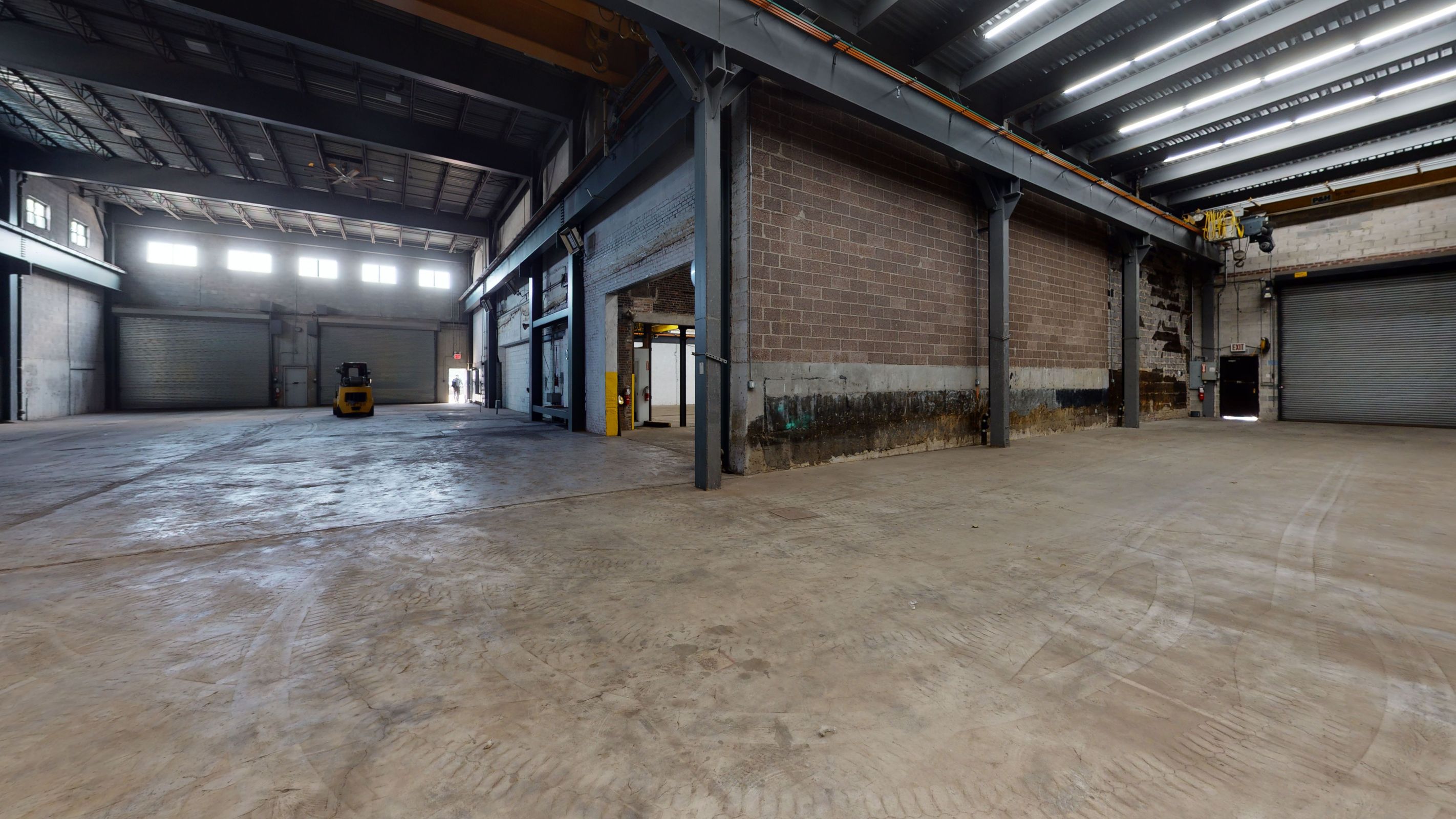 Greenpoint Warehouse, photo 4 of 6
